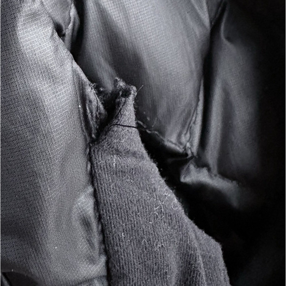 Lululemon Size 10 Down For A Run Quilted Puffer Vest Goose Down Black Full Zip - Picture 11 of 11